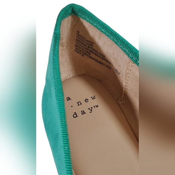 A New Day- Flats - Picture 4 of 6